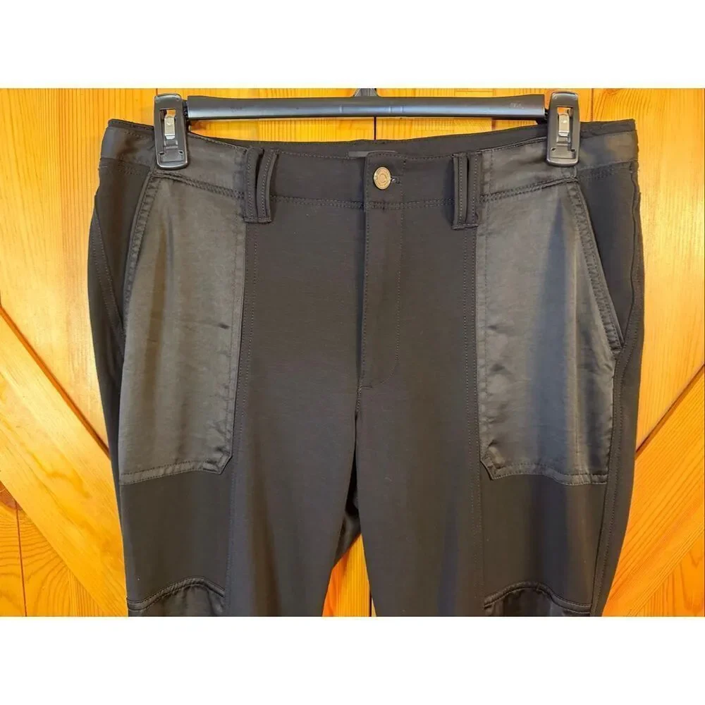 White House Black Market Women’s Utility Straight  Crop Black Pants Size 12 (693